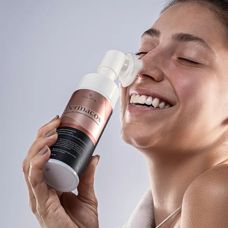 DERMACOS ESPUMA DE LIMPEZA REJUVENESCEDORA 150ML