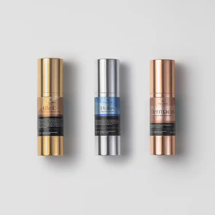 KIT SÉRUNS PREMIUM (HIALUX SÉRUM PREENCHEDOR 30ML, DERMACOS BOOSTER REJUVENESCEDOR 30ML, LIFE C+ NANO SÉRUM CLAREADOR 20% 30ML)